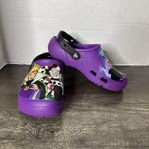 Juniors Crocs Size 3 Disney Villains Clogs